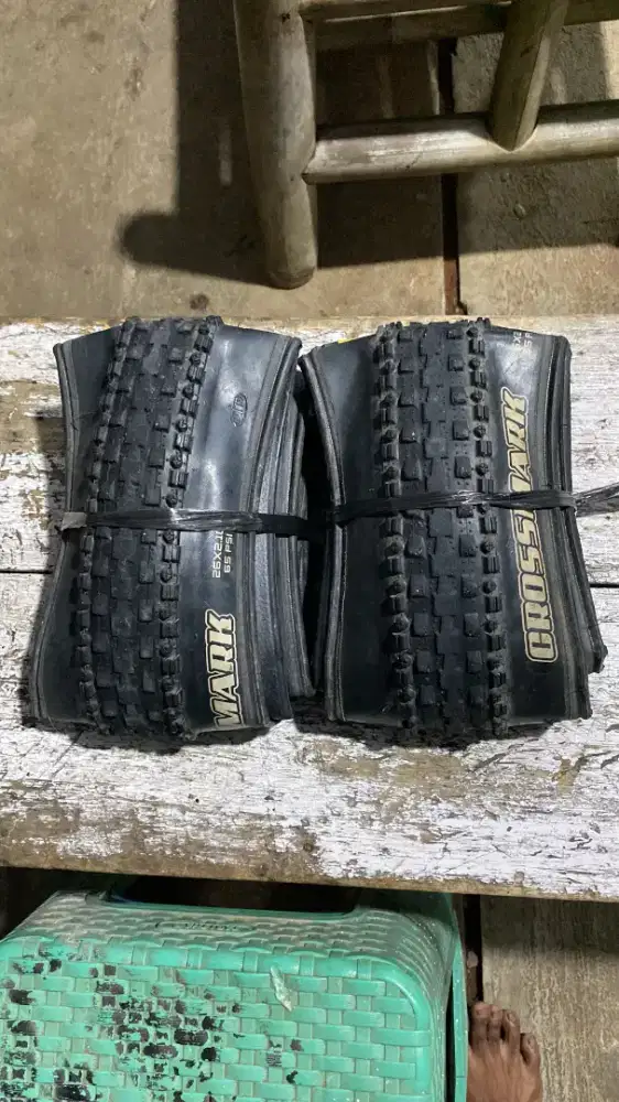 Ban sepeda maxxis croosmark KEVLAR