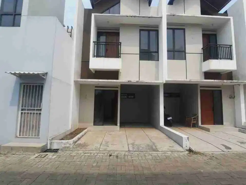 PROMO MERDEKA Rumah 2 Lantai SHM Diskon Rp199,5 Juta – Harga Nett Rp750 Juta