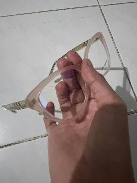 Kacamata BUR Frame Baru