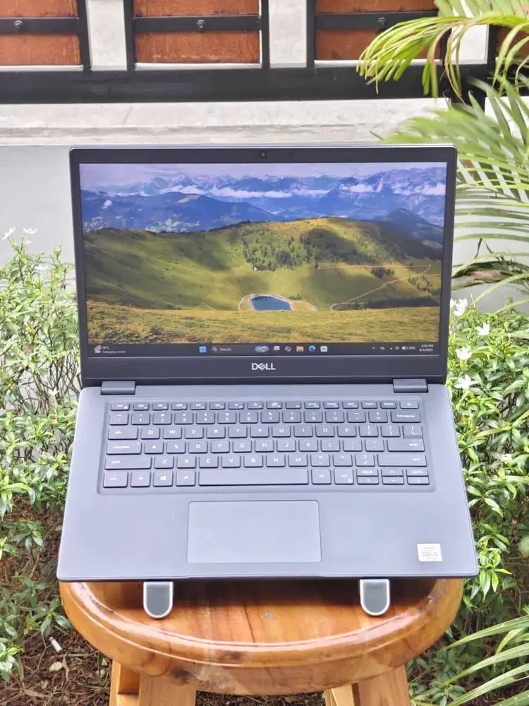 Dell Latitude 3410 Core i5 Gen 10 RAM 8GB SSD 240GB Bergaransi