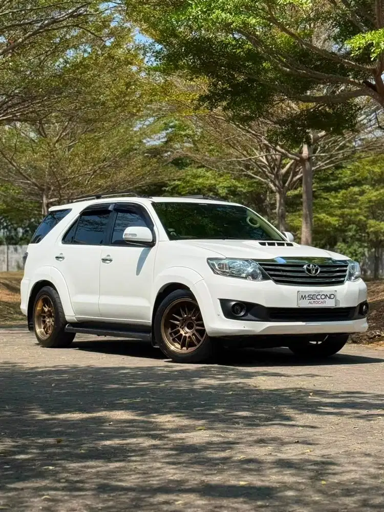 Toyota Fortuner G VNT 2012