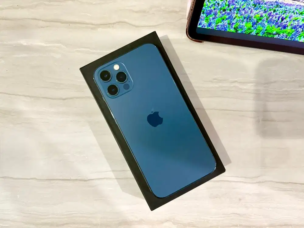 APPLE IPHONE 12 PRO 512GB LIKE NEW