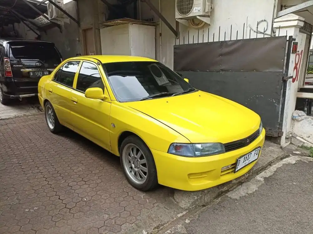 Mitsubishi Lancer CK4 Glxi Manual Tahun 2001
