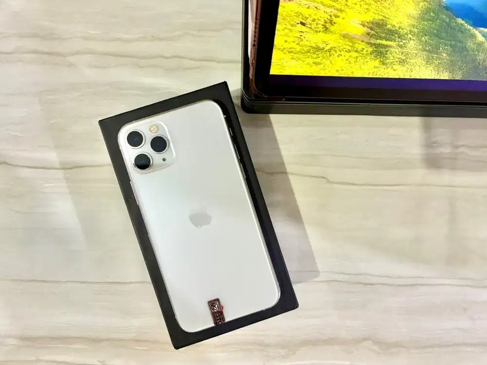 APPLE IPHONE 11 PRO 64GB LIKE NEW