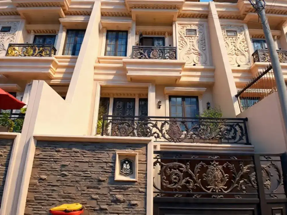 rumah mewah klasik private swiming pool di kebagusan jakarta selatan