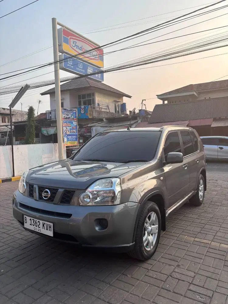 Nissan Xtrail St 2009 manual CC 2,0