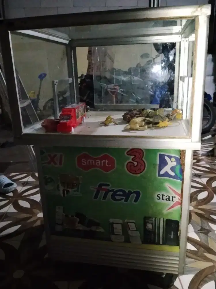 Etalase display