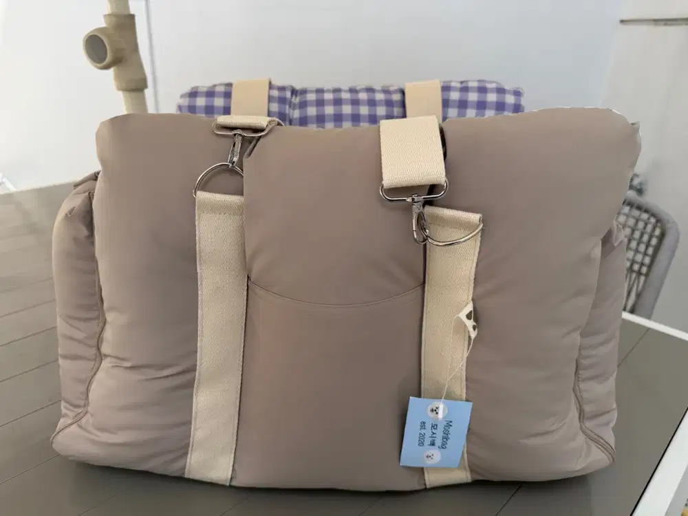 Moshi bag pet carrier