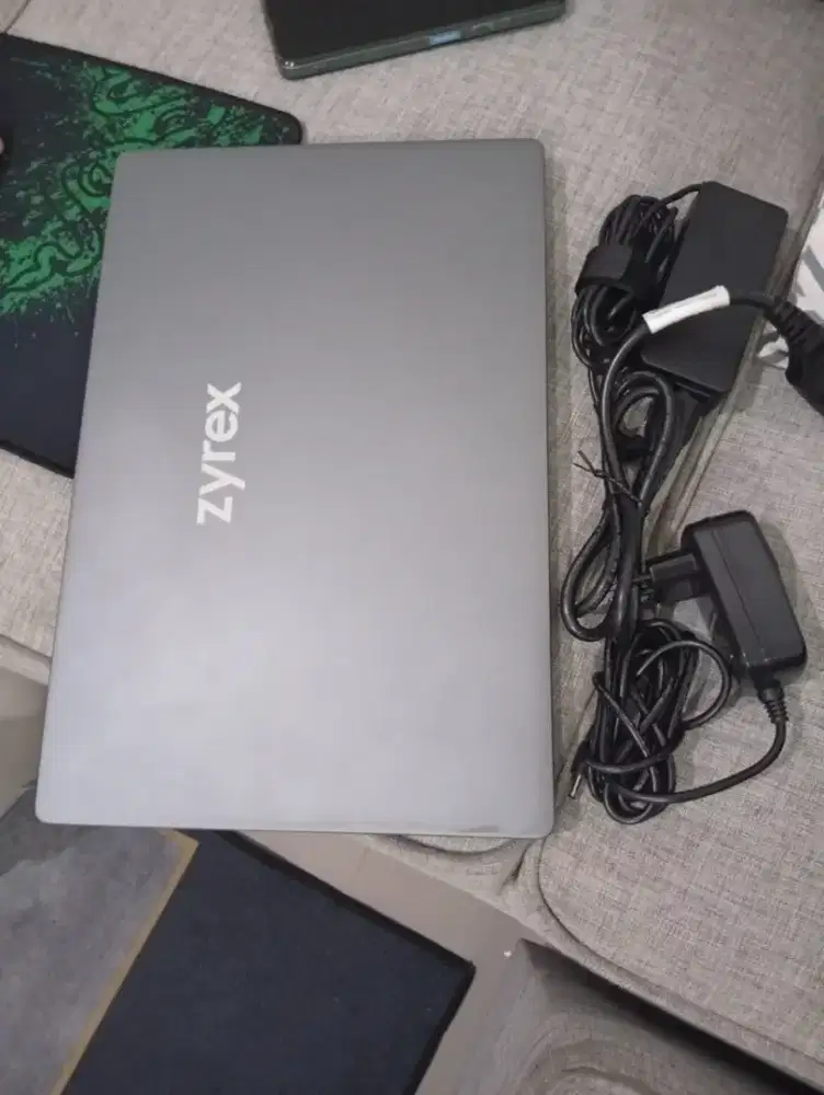 Laptop Zyrex Bunaken apa adanya
