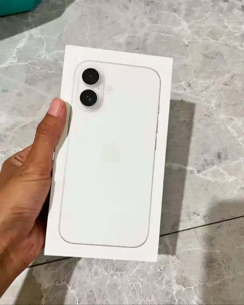 Iphone 16 126GB White
