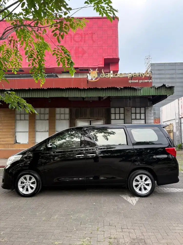 Toyota Alphard X 2.4 AT 2014