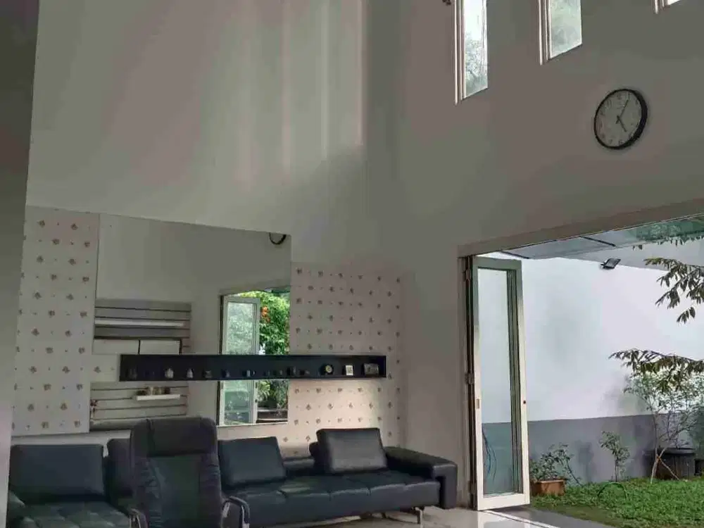 DIJUAL RUMAH MEWAH  TELAGA GOLF BSD CITY