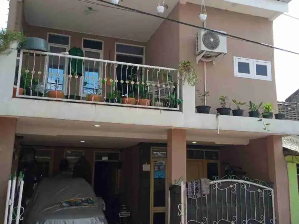 rumah 2 lantai di binong permai siap huni