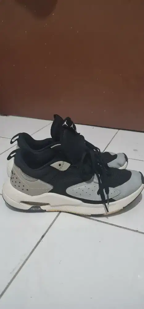 Sepatu santai NIKE