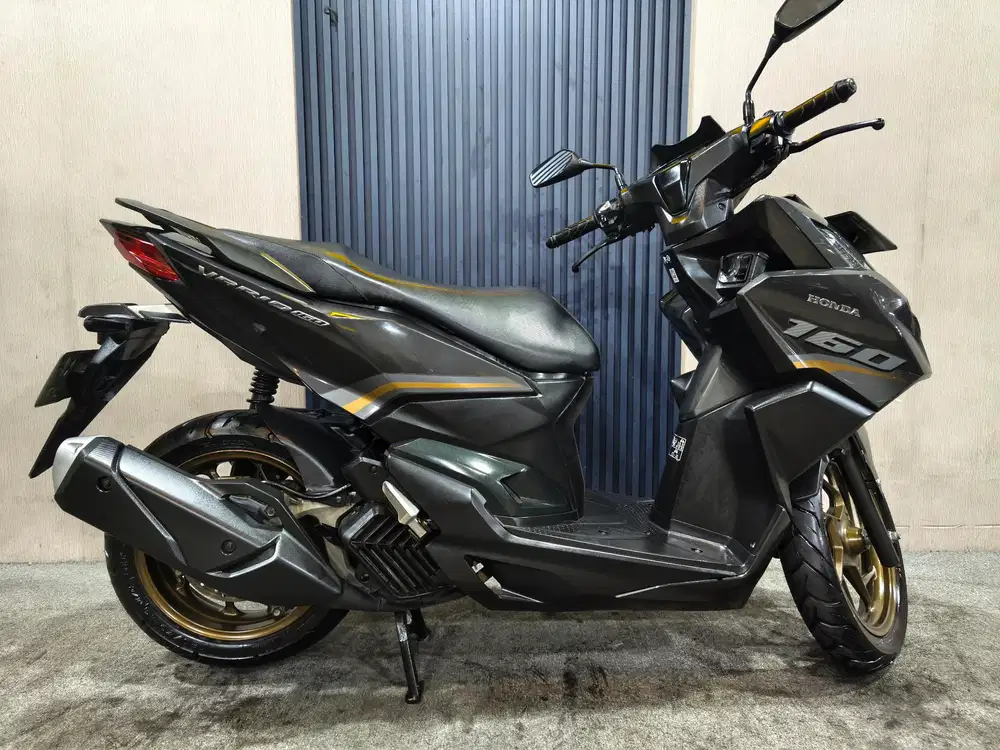 Vario 160 ABS 2022 istimewa mulus terawat siap pakai...