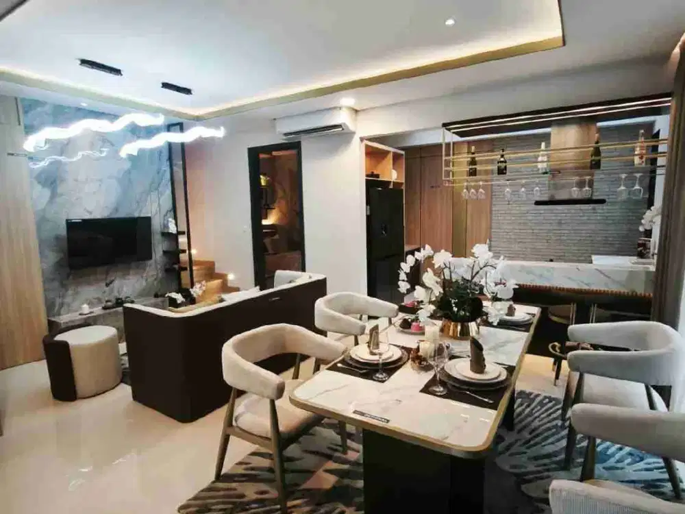 Rumah 2 lantai Cluster terbaru di Harapan Indah Bekasi harga 1 M an