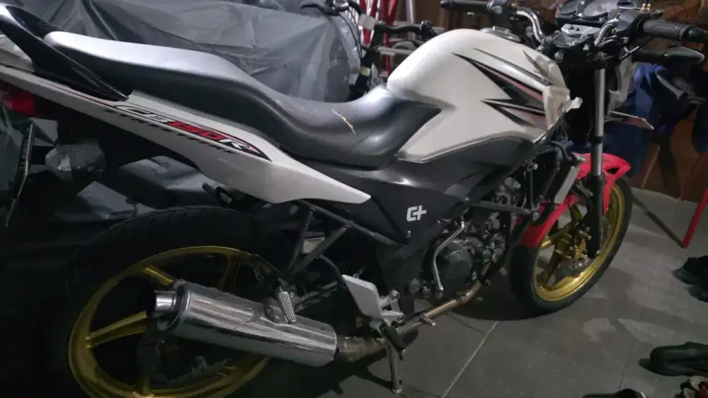 Honda CB 150R minus klistrikan aktif