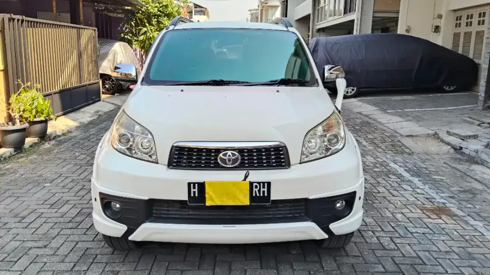Toyota Rush TRD sportivo automatic 2013