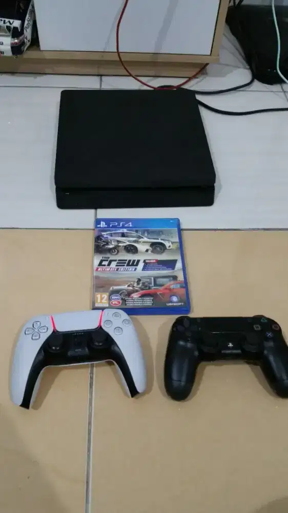 Ps4 slim 500gb ofw lengkap mulus bonus ps+