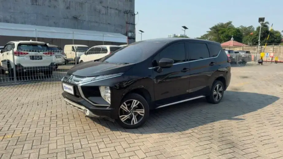 LOW DP Mitsubishi Xpander 1.5 Sport Bensin-AT 2021 SRQ
