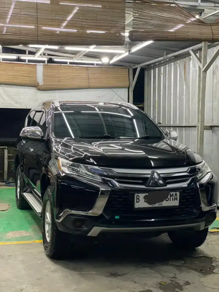 Pajero Sport Exceed Hitam 2016