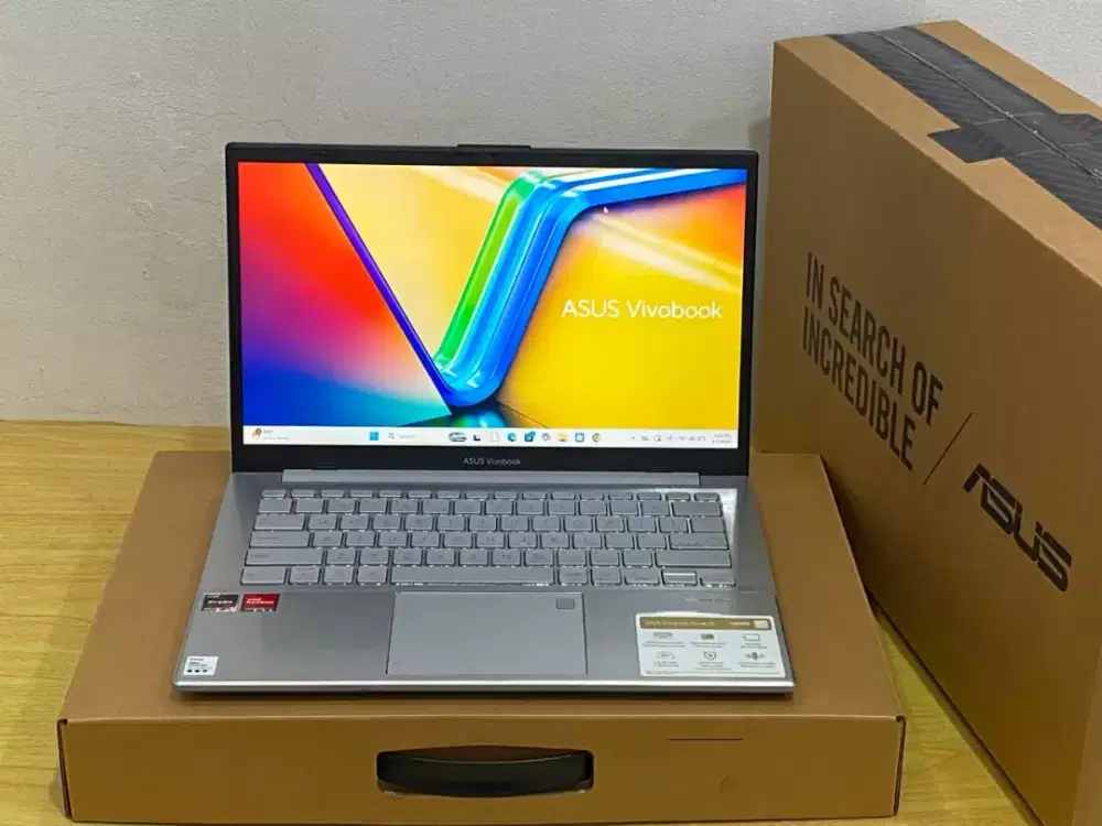 Laptop Asus Vivobook Go 14 E1404FA prosesor AMD Ryzen 3 7320U