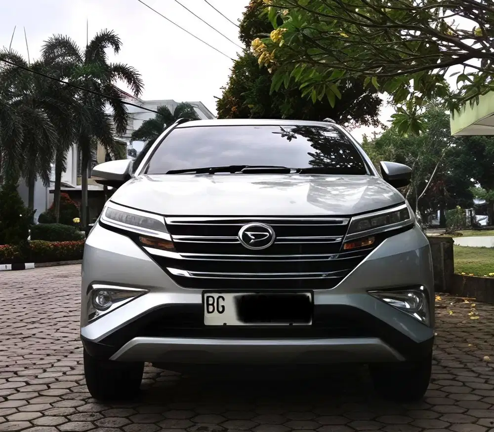 Daihatsu Terios R manual 2022 km rendah 19rb seperti baru sekali