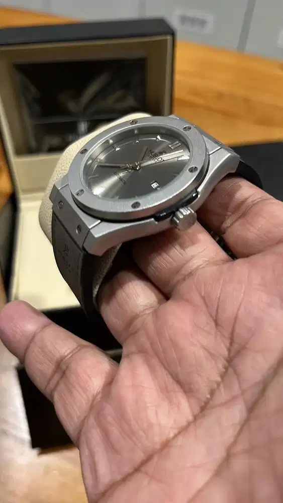 Jam Hublot Automatic