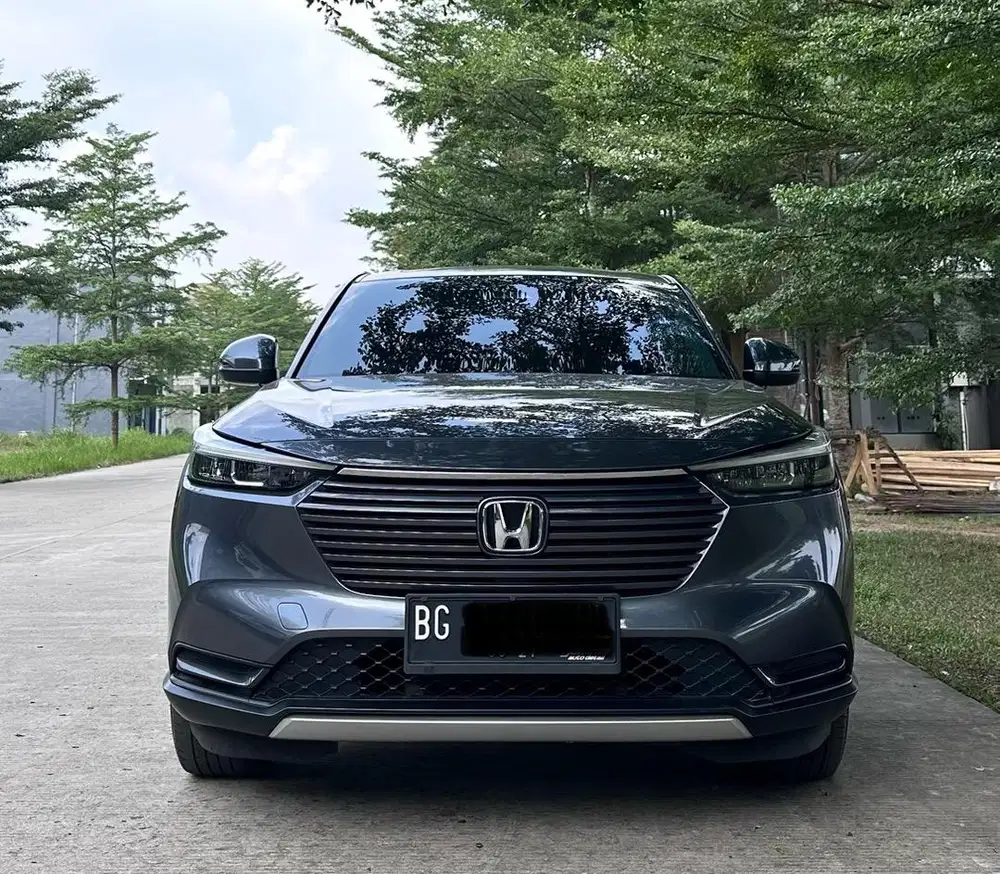 Honda Hrv E matic 2022 km rendah 30rb orisinil mulus terawat