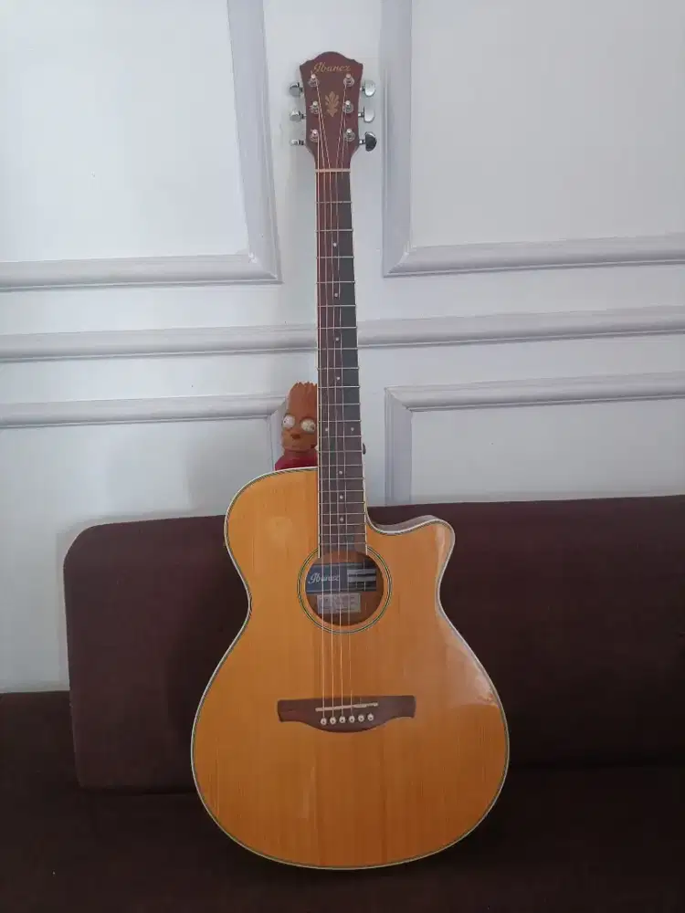 Gitar Akustik Elektrik Ibanez AEG8E