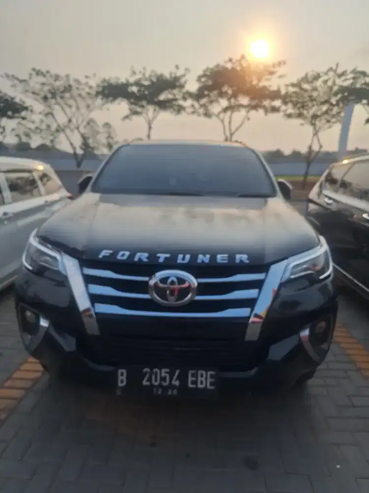 TOYOTA FORTUNER 2.4 VRZ AT 2016