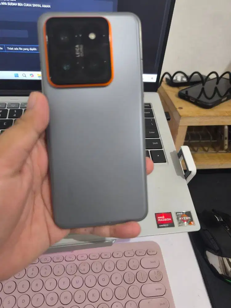 Xiaomi 14 Pro 16GB 1TB Bekas Kondisi Mulus Resmi Bea Cukai