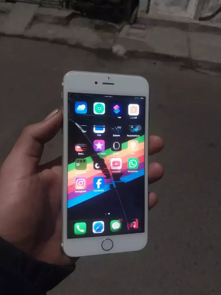 iphone 6s plus 64GB gray