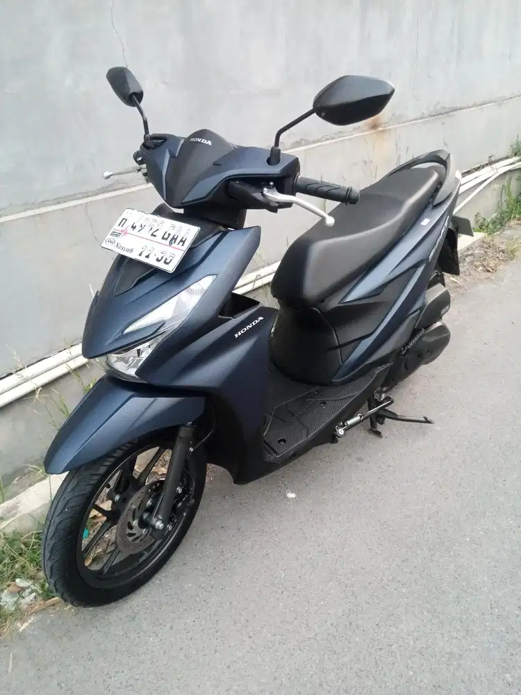 Honda Beat Deluxe 2025 keyless Biru dob
