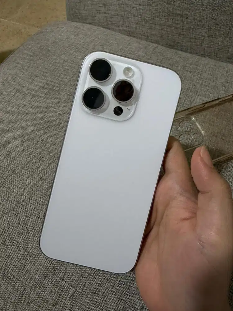 Iphone 16 pro 256gb blibli