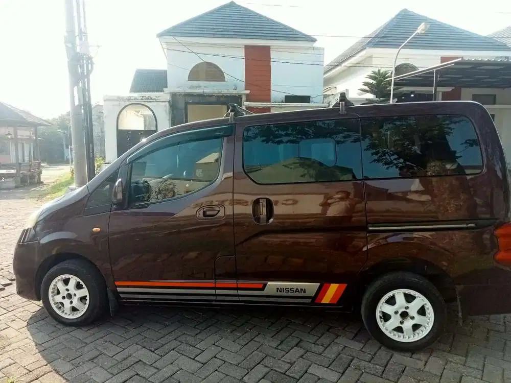 Nissan Evalia 2012 Bensin