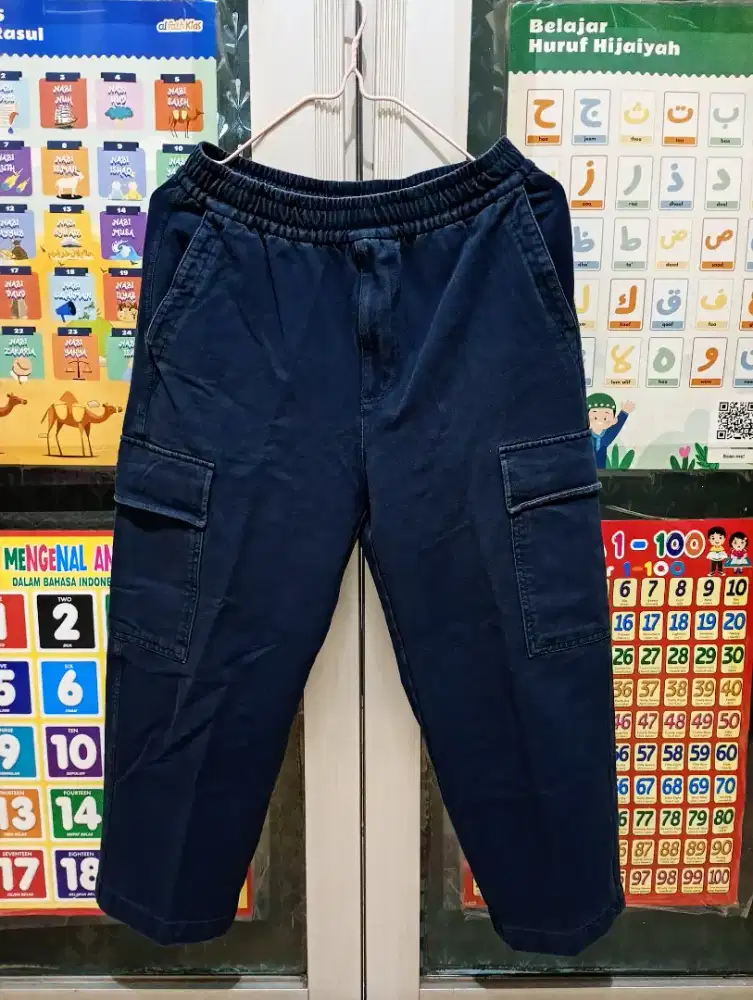 Celana Cargo Uniqlo Original Navy Blue Size S
