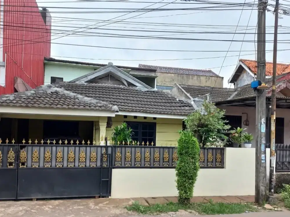 Di Jual Rumah Siap Huni di Villa Japos Ciledug Tangerang