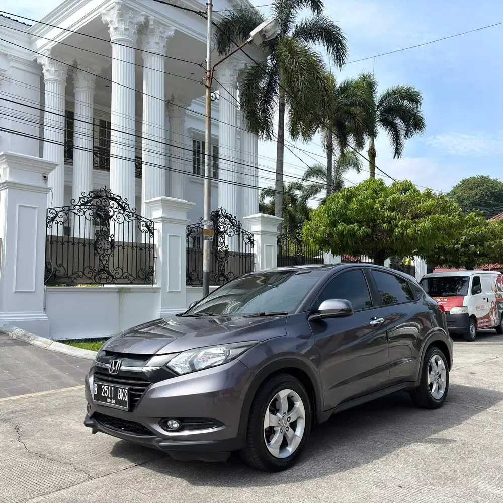 Honda hrv e cvt 2016 murah
