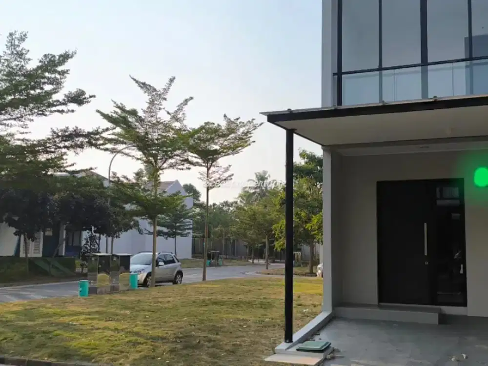 Disewakan Rumah Milenial PIK 2  Uk 4,5x10 Kosongan Siap Huni. Jakarta Utara