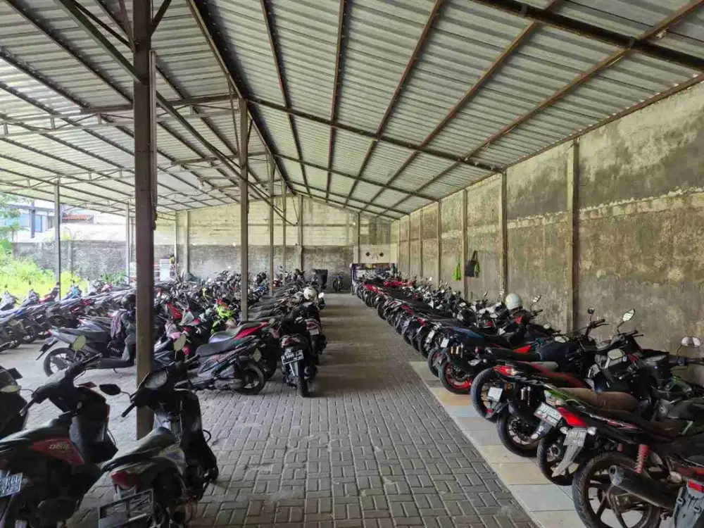 dijual Bangunan Lahan Parkir motor di Stasiun Citayam