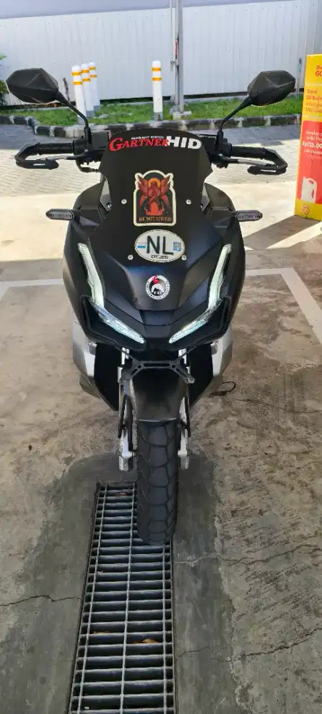 Honda ADV 150 black