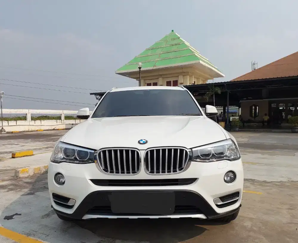 BMW XDRIVE Xline 2.0 AT 2017 Low KM TDP 25 jt only