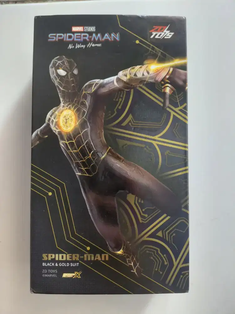 Zd Toys Spiderman Black n gold suit Marvel