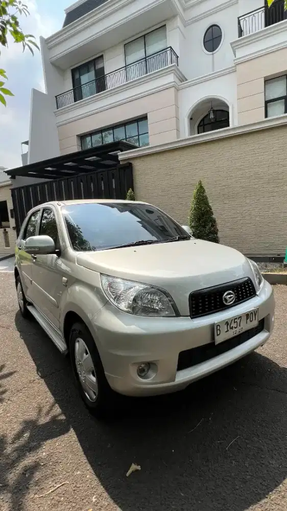 Daihatsu Terios Matic 2012 TS Warna Silver