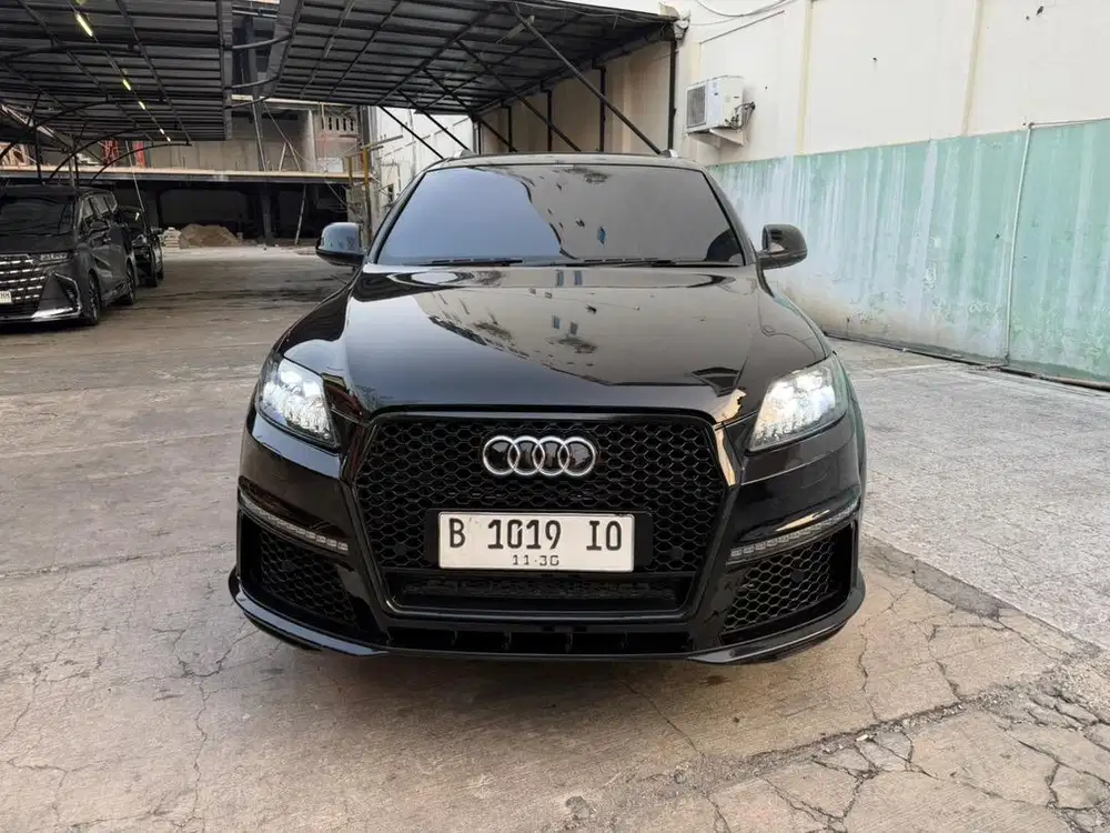 Audi Q7 2012 full upgrade km low km