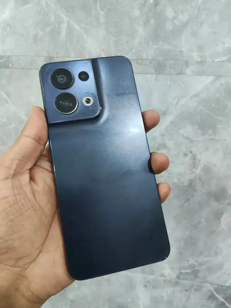 oppo reno 8 5g 8/256 hp casan