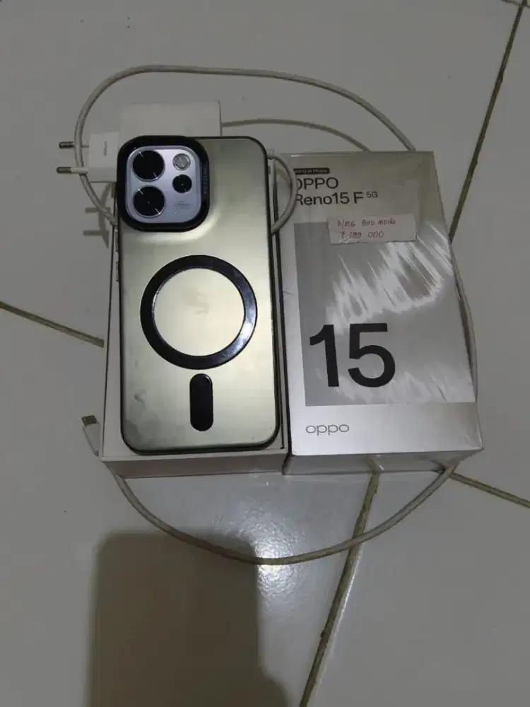 Jualan hape saja