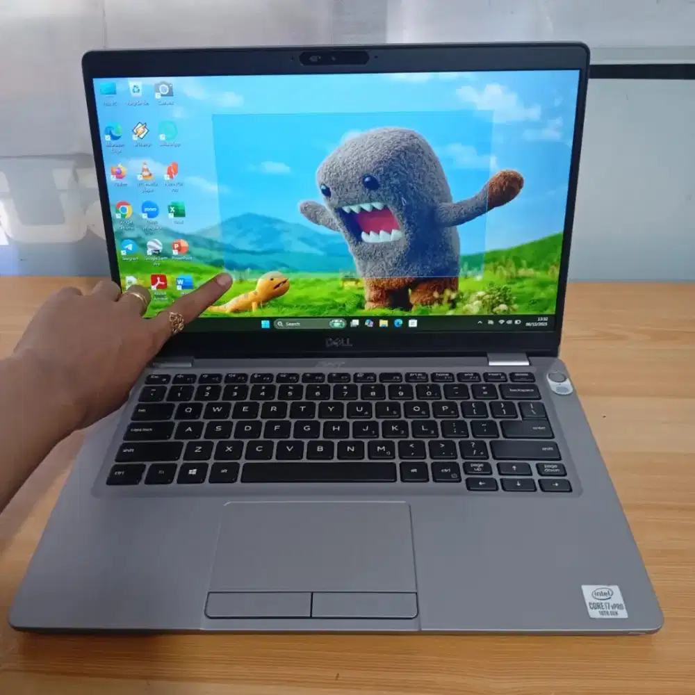 Dell Latitude 5410 • Ci5 Gen10 • Ram 8 gb  • SSD 256 gb • 14 FHD TS