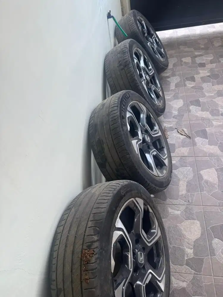 Velg ori asli crv turbo r18 michelin